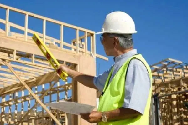 When you picture your dream home or renovation, what kind of builder do you imagine standing beside you Torrevieja