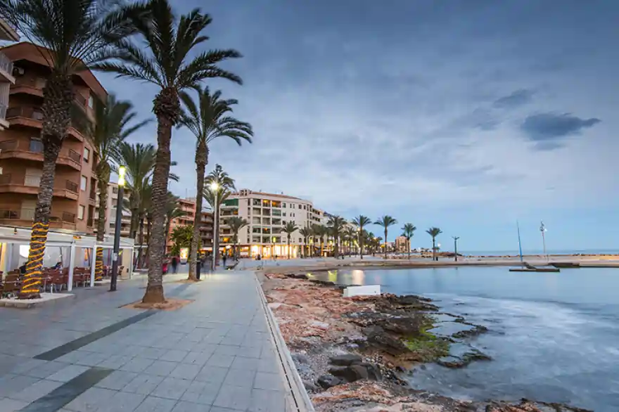 How Do Lifestyle Preferences of Buyers in Torrevieja Affect Extension Appeal Torrevieja